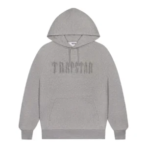 All-Season Trapstar Hoodie Designs: From Summer Breeze to Winter Chill