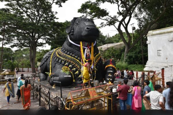 A Complete and Informative Guide to Visiting the Bull Temple in Karnataka Bull Temple Bangalore