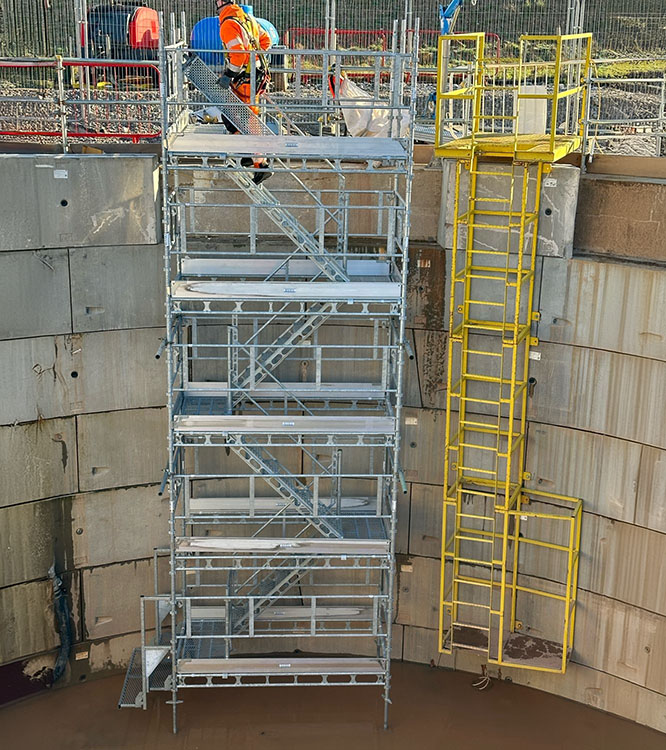 HAKI Loading Towers