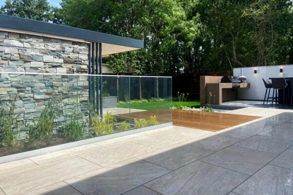 The Ultimate Guide to Choosing the Right Landscapers in Swindon landscapers in Swindon