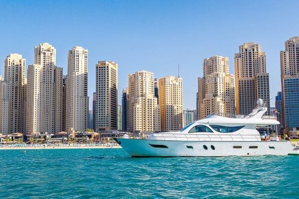 Luxury Yacht Tour