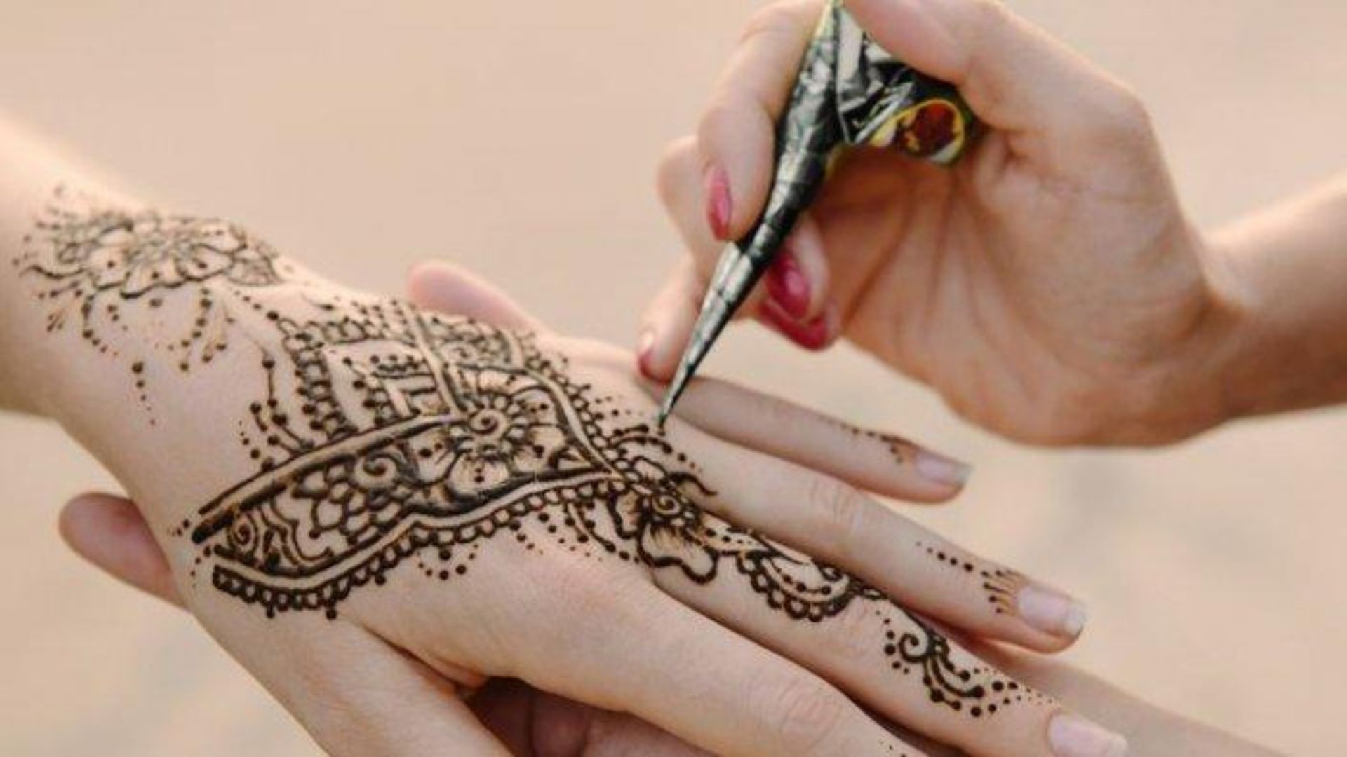 henna services dubai
