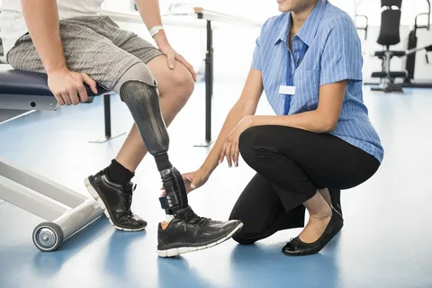 Custom-made orthotic devices in Dubai