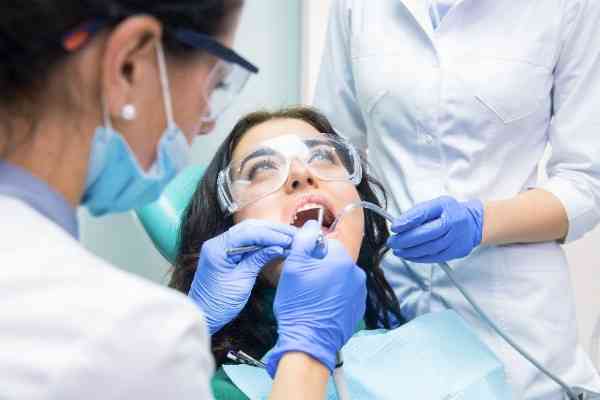 emergency dentist in Widnes