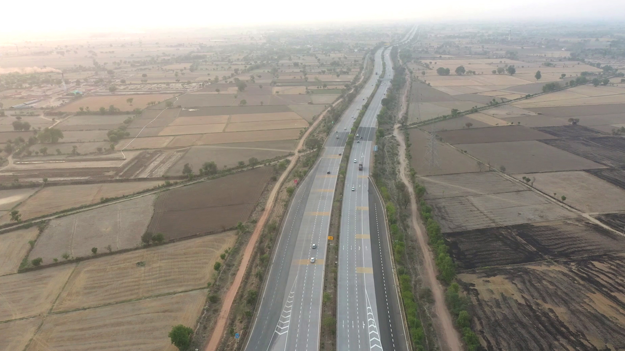 Plot Near Jewar