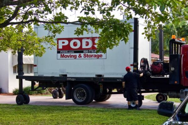 Portable storage PODS movers in Rockledge FL