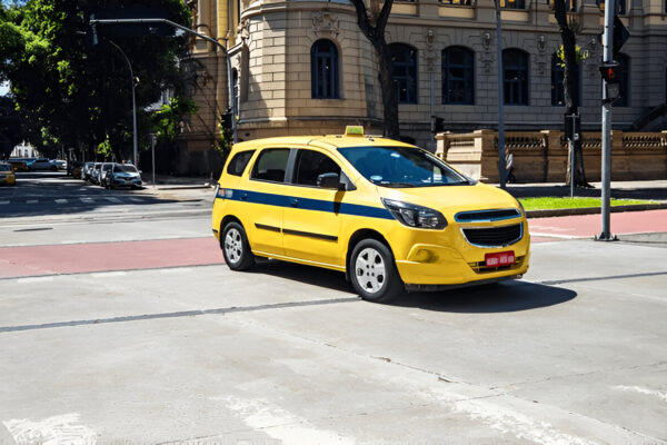 How Taxi Service Makes Rainy Day Commutes Stress-Free Taxi Services