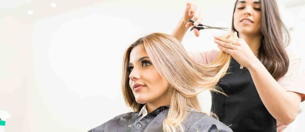 Top Ladies Salon Dubai: Glam Up with Expert Beauty Services